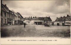 Coucy-le-Chateau La place du marche
