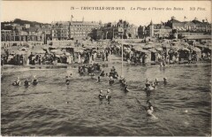 Trouville La Plage a l'Heure des Bains