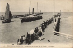 Trouville Les Jetees au Moment de la Maree