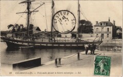 Courseulles-sur-Mer Trois-Mats devant la Scierie Mecanique à Courseulles-sur-Mer
