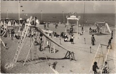 Franceville-Plage Les Jeux sur la Plage -
													14 Calvados
												