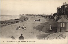 Courseulles-sur-Mer Vue Generale de la Plage à Courseulles-sur-Mer