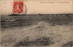 Trouville-sur-Mer La Jetee-Promenade à Trouville-sur-Mer