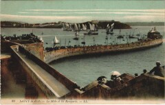 Saint-Malo Le Mole et les Remparts à Saint-Malo