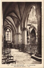 Dol-de-Bretagne La Cathedrale - Bas-Cote du Choeur à Dol-de-Bretagne