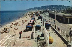 Deauville vue d'ensemble de la Plage -
																					14800 Deauville
																			