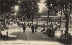 Vichy Vue prise dans le Parc France -
																					03200 Vichy
																			