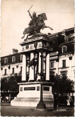 Clermont-Ferrand Statue de Vercingetorix à Clermont-Ferrand