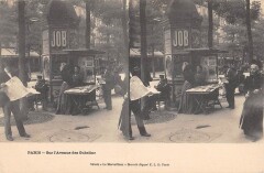 Paris - Paris 13e - Sur L'Avenue Des Gobelins - Kiosque A Journaux / -
																					75013 Paris 13e
																			