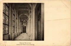 Paris 4e Hotel de Ville-Galerie des Vitraux sur la Cour sud à Paris 4e