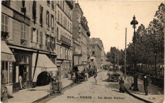 Paris (10e) Le Quai Valmy. à Paris 10e