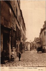 Carte postale ancienne L'Impasse Trainée
                                                                     à Paris 18e
                                