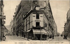 Carte postale ancienne La Rue Franklin (à droite) la Rue Vineuse (à gauche)
                                                                     à Paris 16e
                                