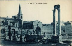 Arles Le Theatre Antique à Arles