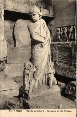 Arles Musee Lapidaire - Groupe dit de Medee à Arles
