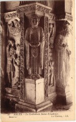 Arles La Cathedrale Saint-Trophime - Le Cloitre -
																					13129 Arles
																			