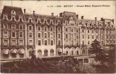 Royat Grand Hotel Majestic Palace à Royat