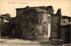 Arles Le Palais Constantin à Arles