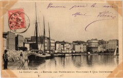 Carte postale ancienne La Ciotat - L'Entree des Messageries Maritimes & Quai Gantbaume
                                                                     à La Ciotat
                                