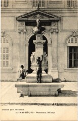Martigues Monument Richaud à Martigues