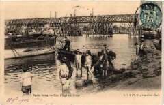 Paris Vecu. une plage en seine