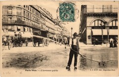 Paris Vecu. Arroseur public