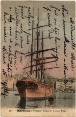 Marseille Voilier dans le Vieux Port à Marseille