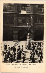 Paris 3e Ecole Centrale Chahut Cube 1906 le haut-fourneau à Paris 3e