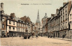 Guingamp La Fontaine et la Rue Notre-Dame à Guingamp
