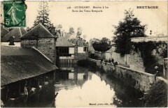 Guingamp Moulin a Lin - Suite des Vieux Remparts à Guingamp