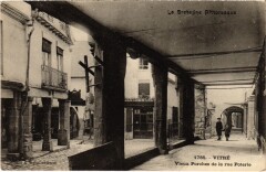 Vitre Vieux Porches de la Rue Poterie