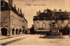 Arbois Place de la Liberte à Arbois