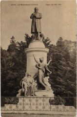 Dole Monument Pasteur