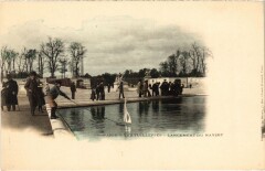 Paris 1e Les Tuileries Lancement du Navire à Paris 1er