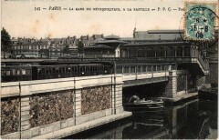 Paris 12e Gare du Metropolitain La Bastille à Paris 12e