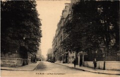 Carte postale ancienne La Rue Cortambert
                                                                     à Paris 16e
                                