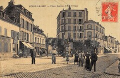 Noisy Le Sec - Place Jeanne D'Arc - cpa toilée -
																					93130 Noisy-le-Sec
																			