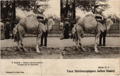 Jardin d'Acclimatation - Voyage sur le Chameau à Neuilly-sur-Seine
