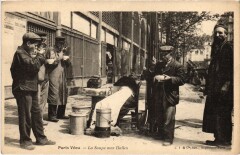 Carte postale ancienne Paris Vecu. La Soupe aux Halles
                                                                     à Paris 1er
                                