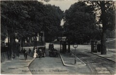 Carte postale ancienne Bois de Boulogne - Porte de Suresnes
                                                                     à Paris 16e
                                