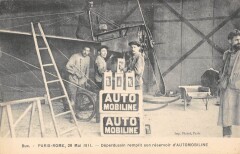 Aviation - Avion - Biplan - Deperdussin - Remplit Son Reservoir -
													France
												