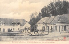 Guigneville - Cour De Ferme Du Chateau - Moutons