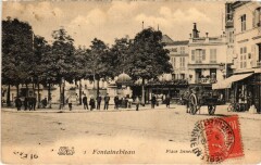 Fontainebleau Place Denecourt France à Fontainebleau