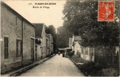 Fleury-en-Biere Entree du Village France