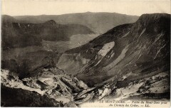 Le Mont Dore Vallee prise du Chemin des Cretes France à Mont-Dore