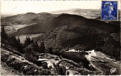 Puy de Dome A mi-chemin en montant la Voie Romaine France