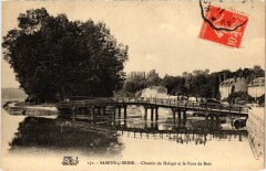 Samois s Seine Chemin de halage et le Pont de bois France