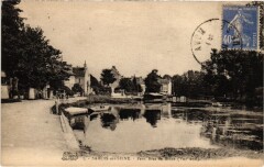 Samois s Seine Petit Bras de Seine France