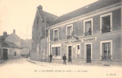 La Ferte Alais - La Poste - Telegraphes - Telephones