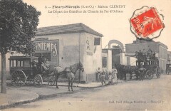 Fleury Merogis - Maison Clement - Le Depart Des Omnibus Du Chemin De Fer